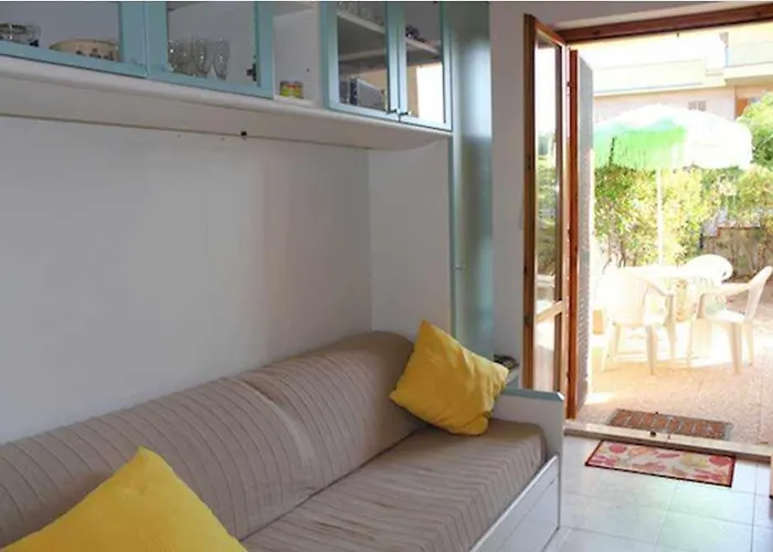 Apartment R03 - Trilocale Con Giardino *